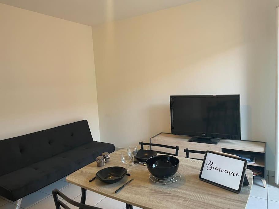 Appartement 2 Pieces Fréjus Extérieur photo